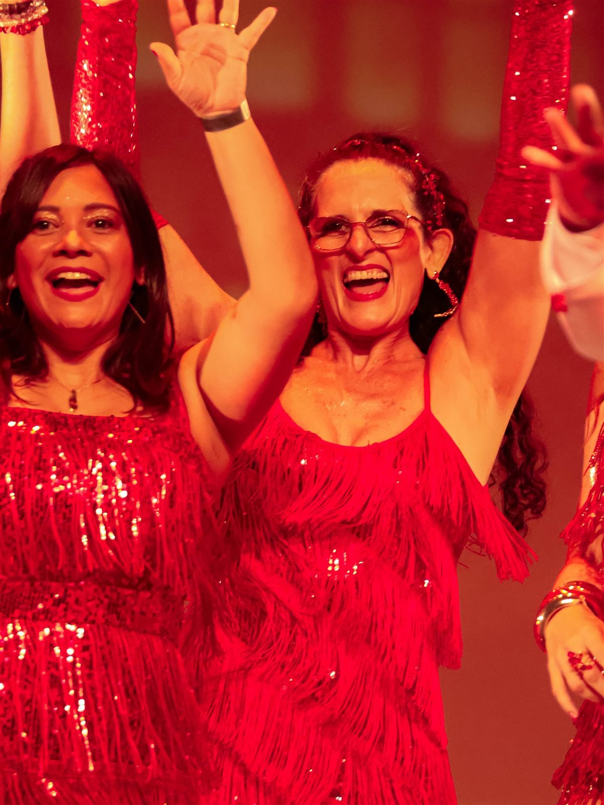 Alunas da Kasa da Dança em apresentação de samba